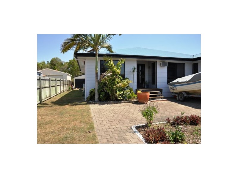 19 Michelle Crescent, Bucasia QLD 4750
