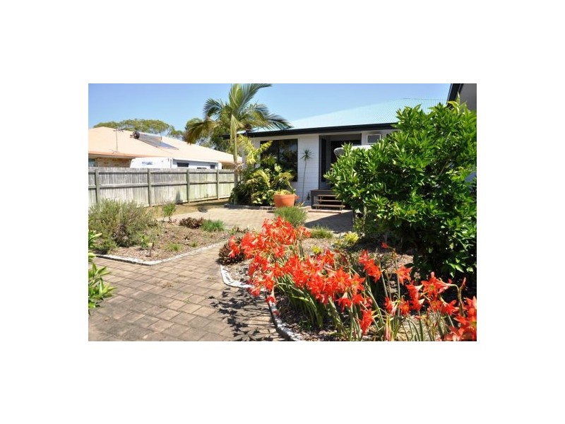 19 Michelle Crescent, Bucasia QLD 4750