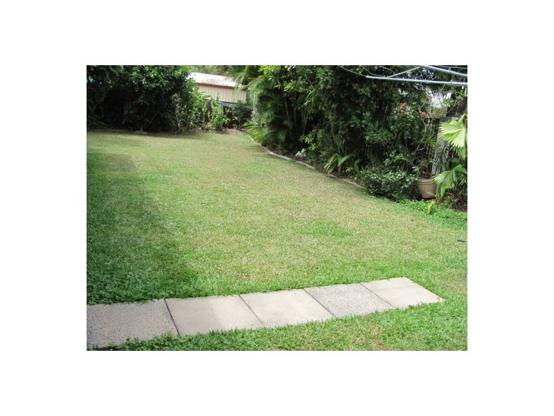 5 Dallas Court, Beaconsfield QLD 4740
