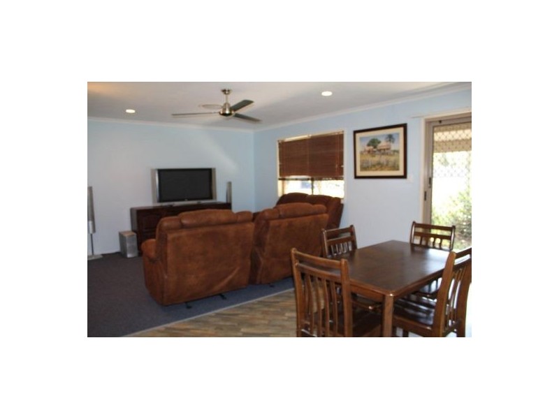 32 Pelican Street, Slade Point QLD 4740