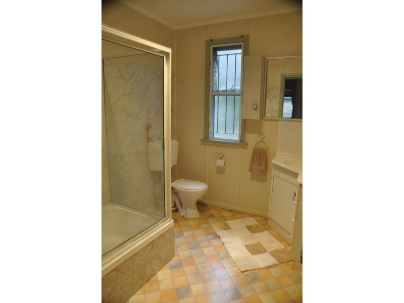 82 Bannister Street, South Mackay QLD 4740