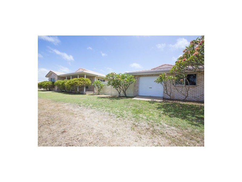 8 Paton Terrace, Slade Point QLD 4740