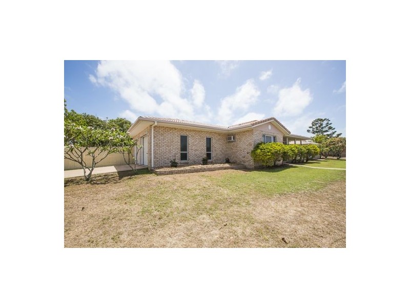 8 Paton Terrace, Slade Point QLD 4740