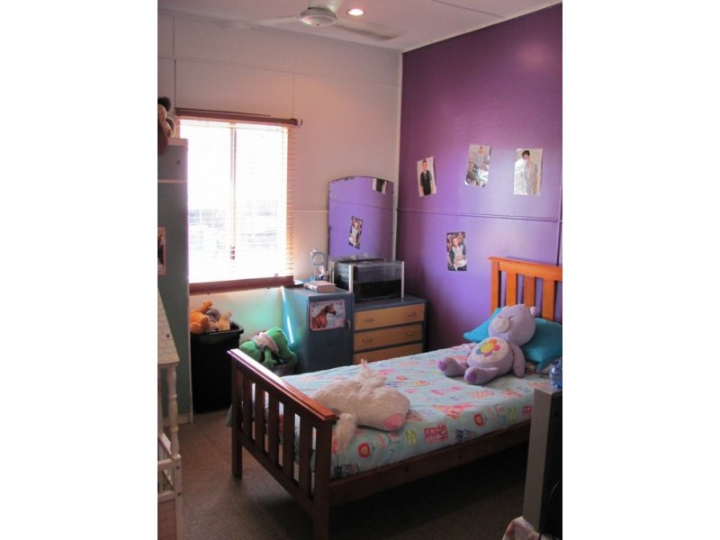 103 Broad Street, Sarina QLD 4737