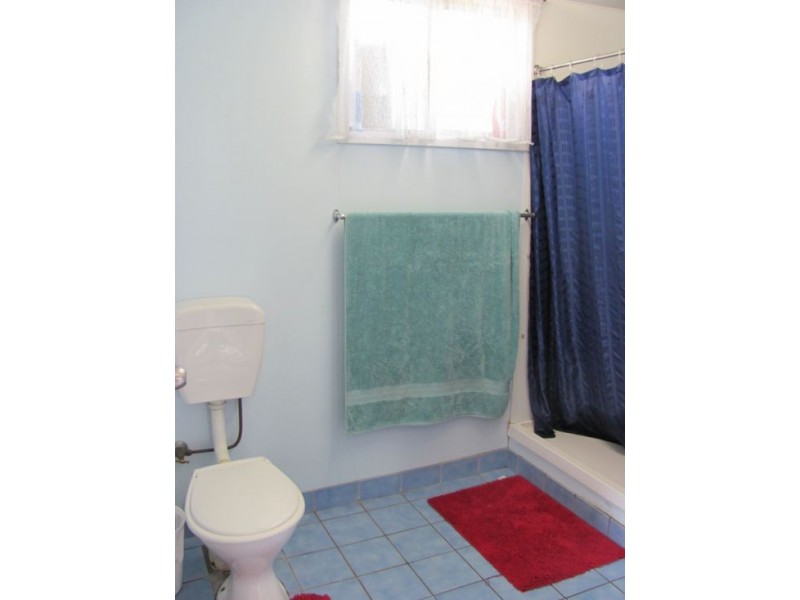 103 Broad Street, Sarina QLD 4737