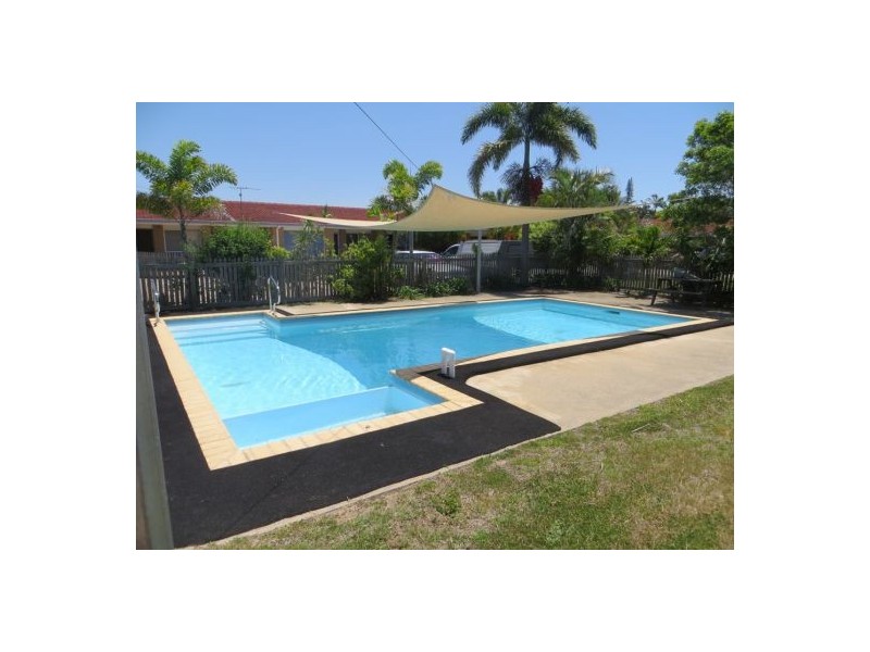 2/61 Hamilton Street, North Mackay QLD 4740