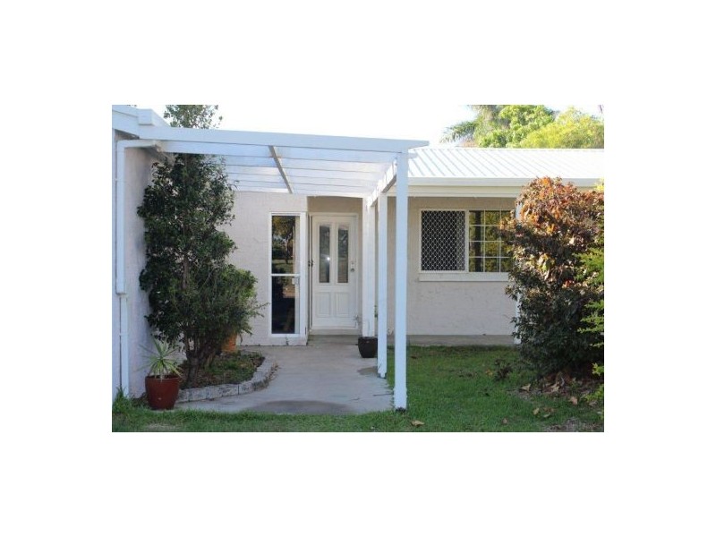 28 South Pacific Avenue, Slade Point QLD 4740