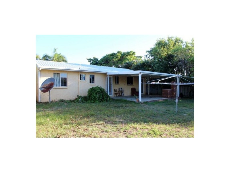 28 South Pacific Avenue, Slade Point QLD 4740