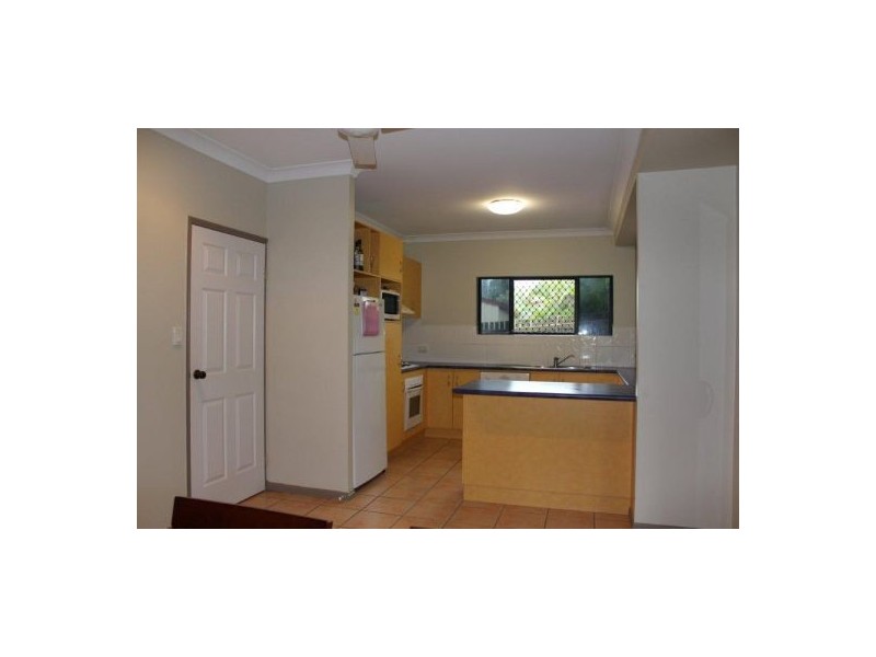 27 McHugh Street, Rural View QLD 4740