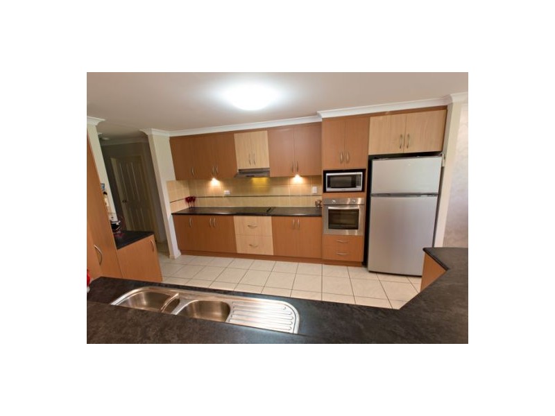 4 Antonia Court, Glenella QLD 4740