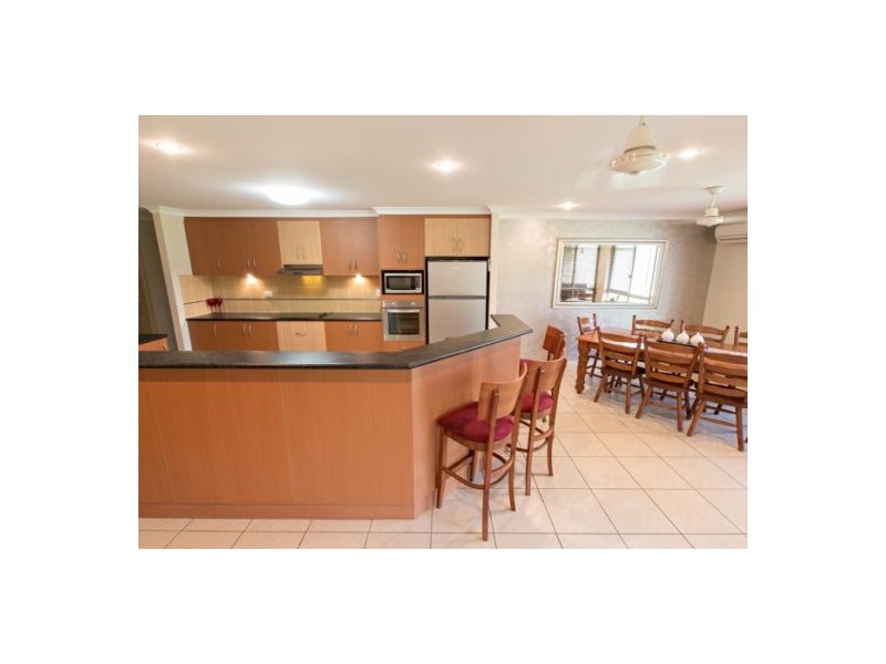 4 Antonia Court, Glenella QLD 4740