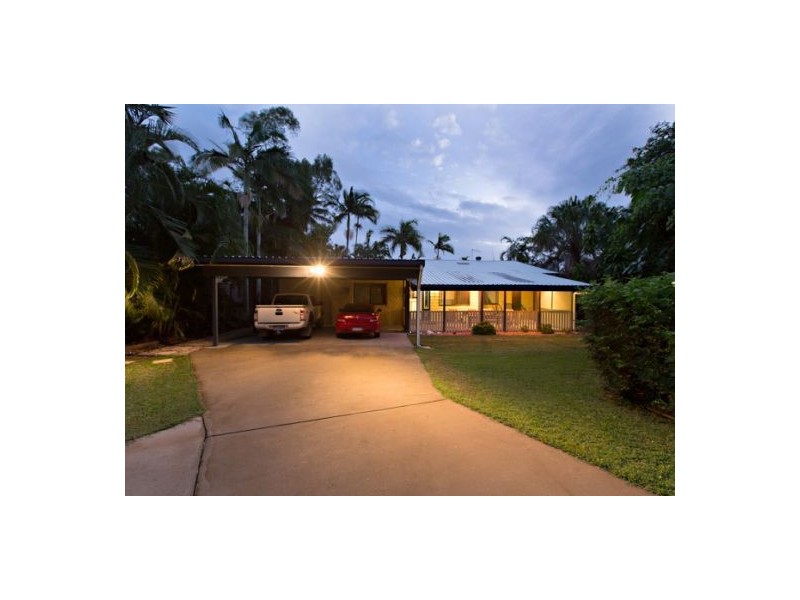 3 Waverley Street, Bucasia QLD 4750