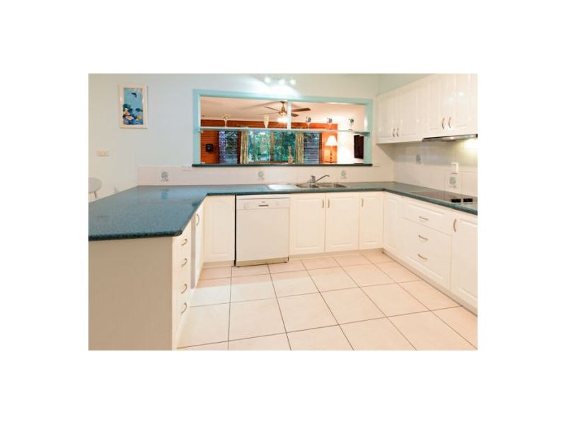 3 Waverley Street, Bucasia QLD 4750