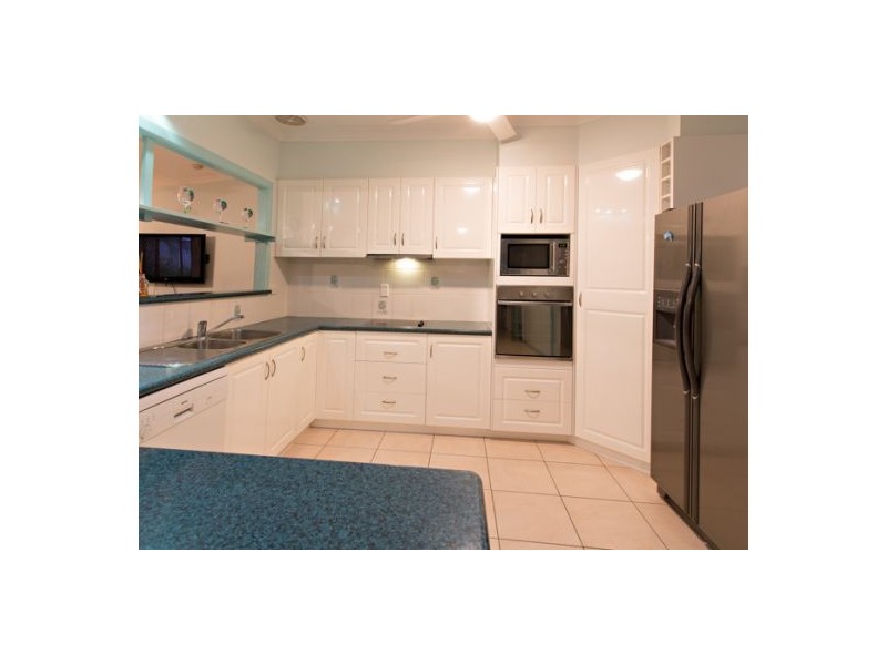 3 Waverley Street, Bucasia QLD 4750