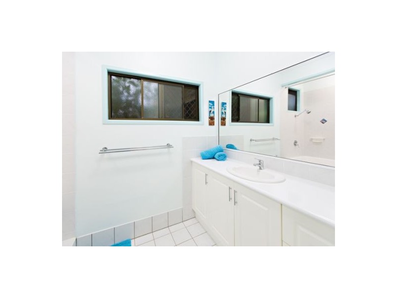 3 Waverley Street, Bucasia QLD 4750