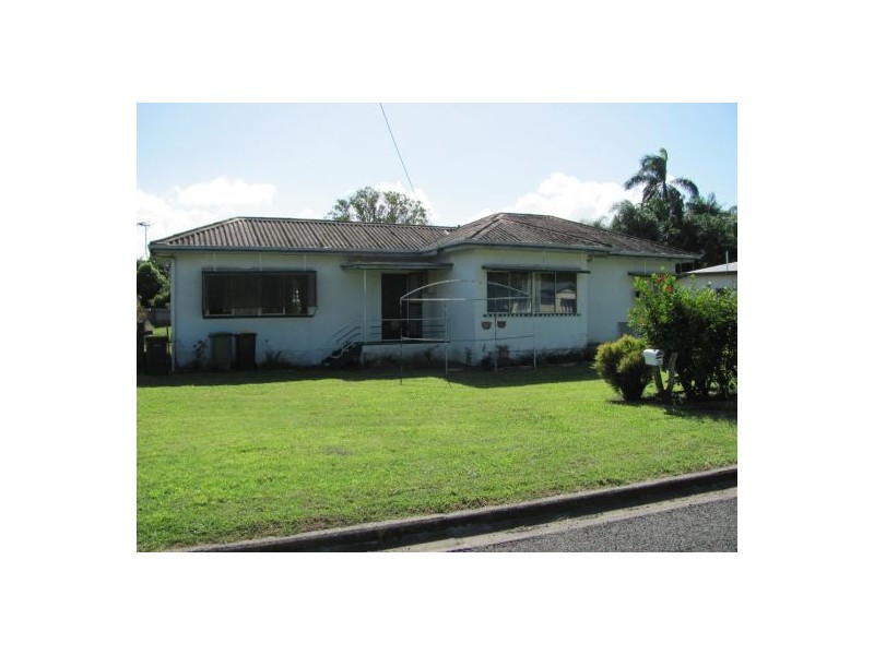28 Hunter Street, West Mackay QLD 4740