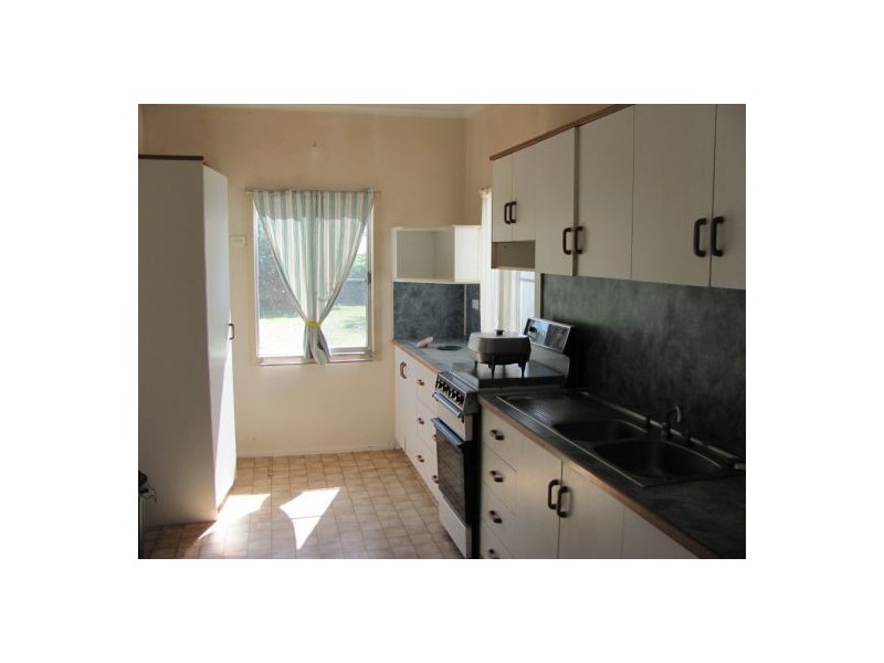 28 Hunter Street, West Mackay QLD 4740