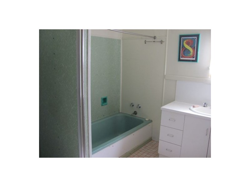 28 Hunter Street, West Mackay QLD 4740