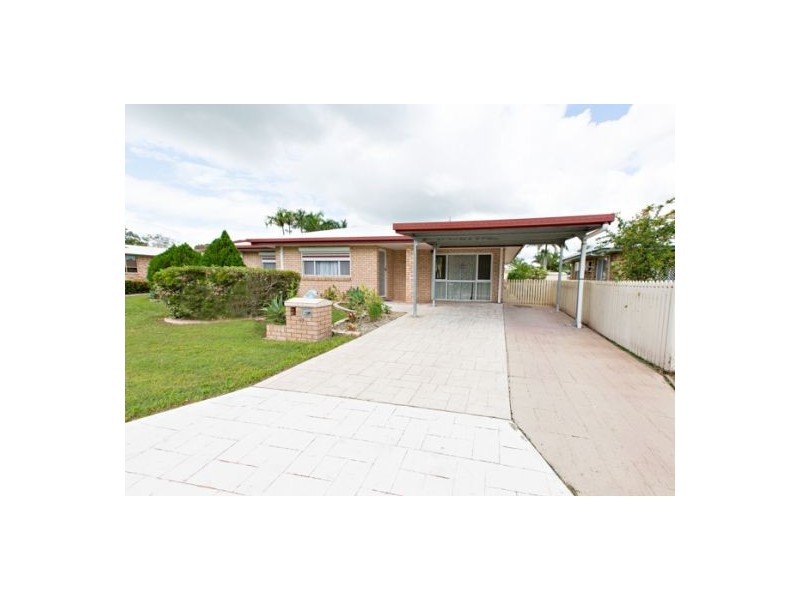 17 Cassia Street, Beaconsfield QLD 4740
