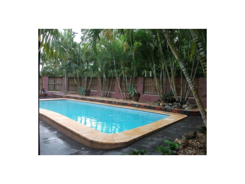 93 Waverley Street, Bucasia QLD 4750