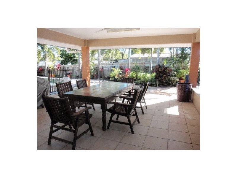 27a Meadow Street, North Mackay QLD 4740