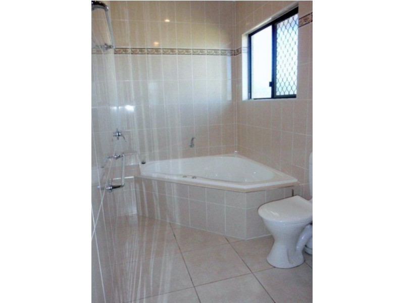 27a Meadow Street, North Mackay QLD 4740