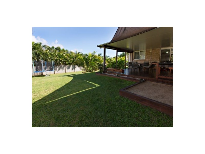43 Cavanagh Drive, Blacks Beach QLD 4740