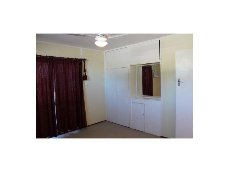 11 Knobel Street, North Mackay QLD 4740