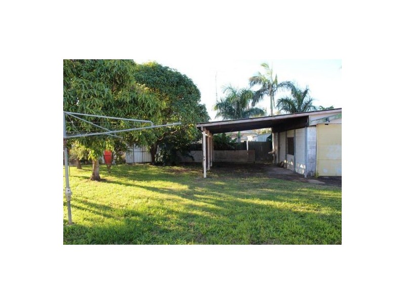 11 Knobel Street, North Mackay QLD 4740