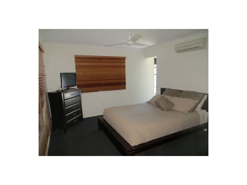 68 Victor Avenue, Glenella QLD 4740