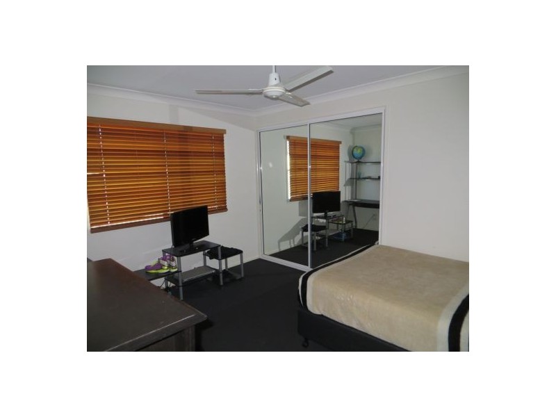 68 Victor Avenue, Glenella QLD 4740