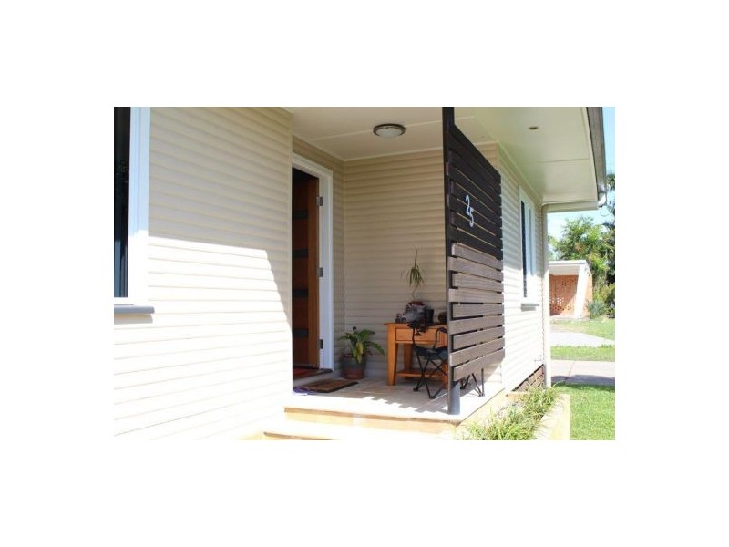 25 Field Street, West Mackay QLD 4740