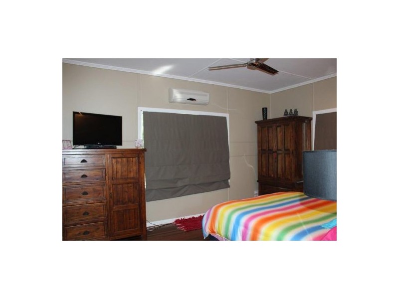 25 Field Street, West Mackay QLD 4740