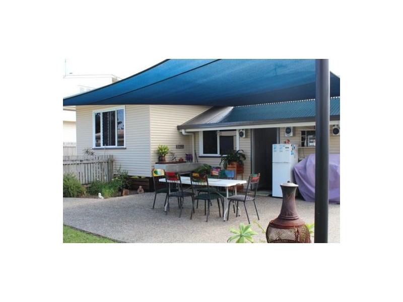 25 Field Street, West Mackay QLD 4740