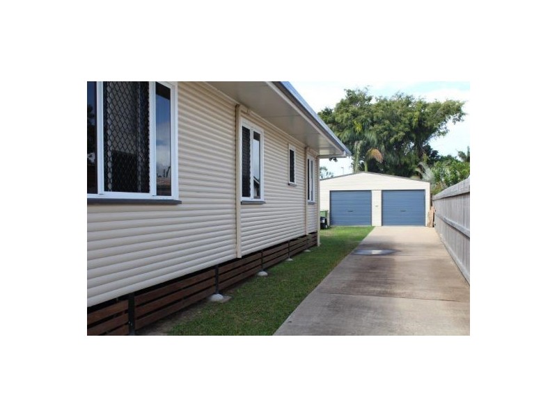 25 Field Street, West Mackay QLD 4740