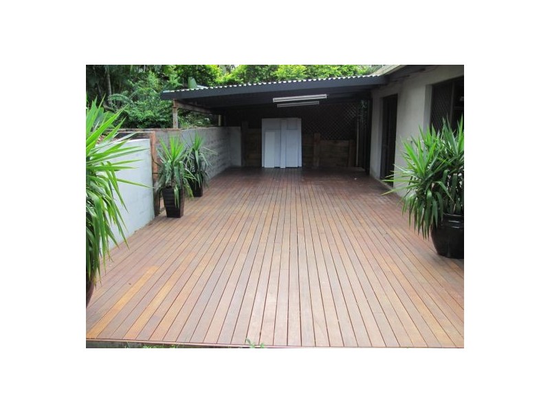 11 McCready Street, Rural View QLD 4740