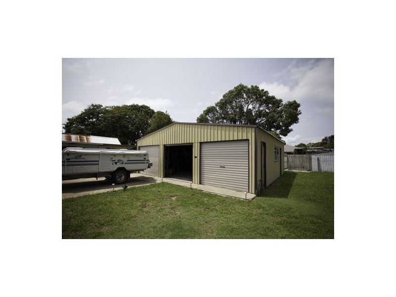 1 Ibis Street, Slade Point QLD 4740