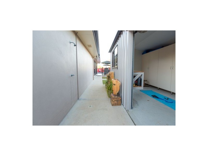 9 Madison Avenue, Glenella QLD 4740