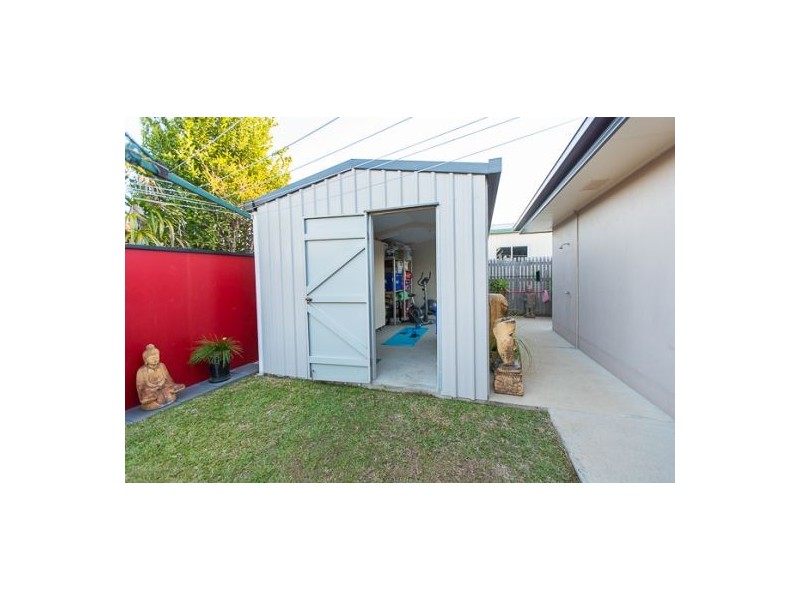9 Madison Avenue, Glenella QLD 4740