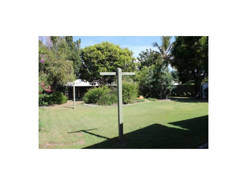 22 Elizabeth Drive, Bucasia QLD 4750