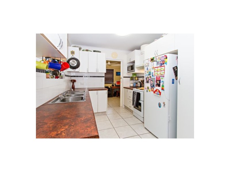 9 St Bees Avenue, Bucasia QLD 4750