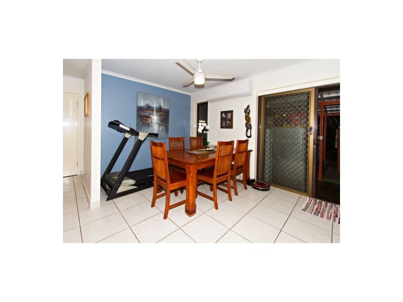 9 St Bees Avenue, Bucasia QLD 4750