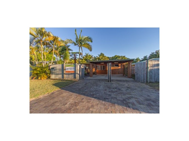 9 St Bees Avenue, Bucasia QLD 4750