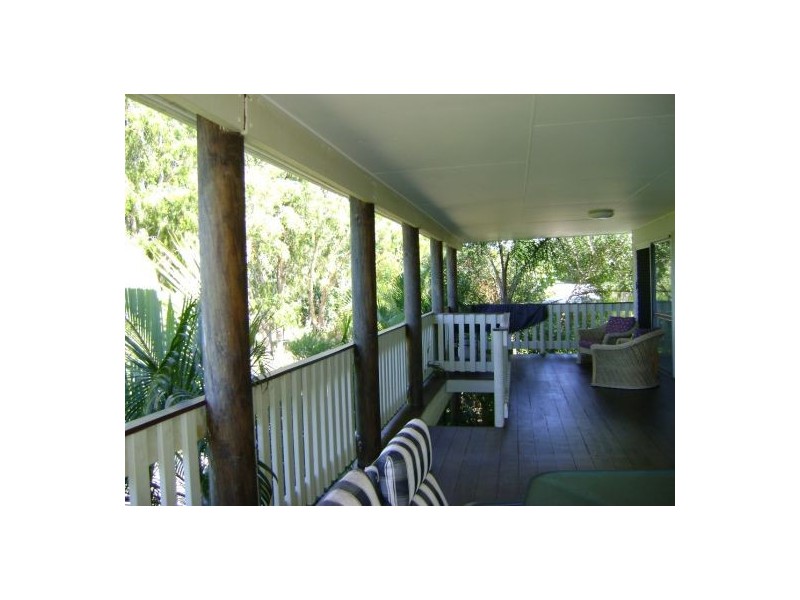 2a Edmonds Street, Bucasia QLD 4750