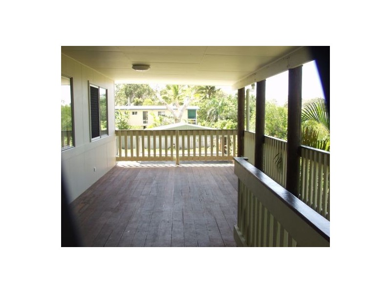 2a Edmonds Street, Bucasia QLD 4750