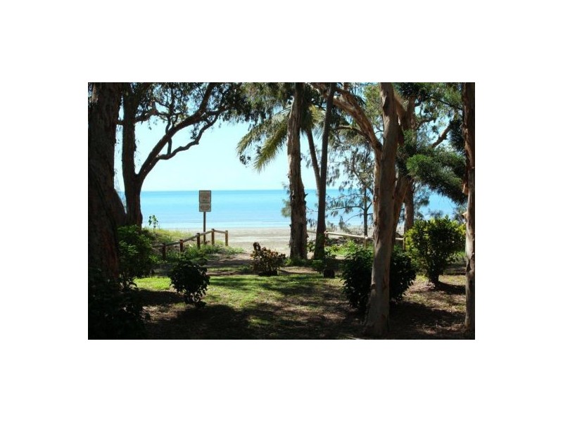 5 Buoro Street, Ball Bay QLD 4741