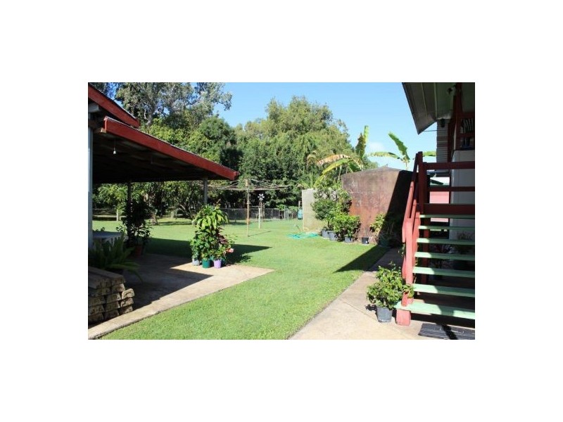 5 Buoro Street, Ball Bay QLD 4741