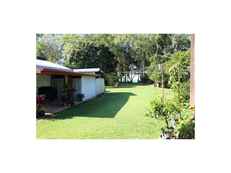 5 Buoro Street, Ball Bay QLD 4741