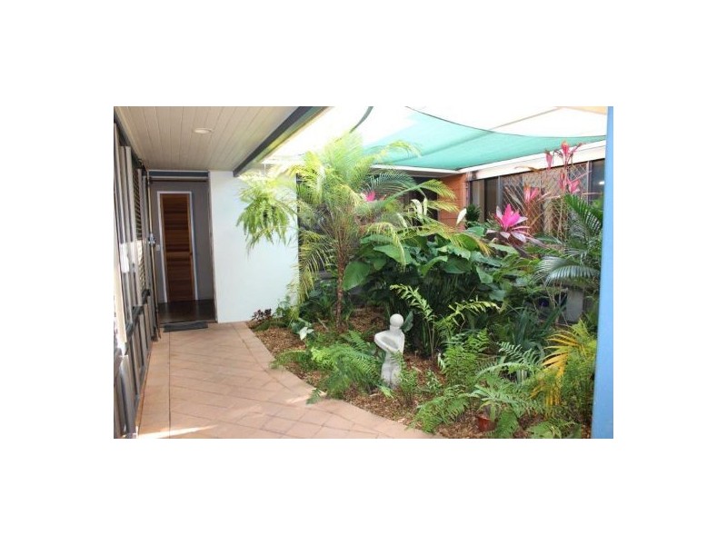 6 Pittman Street, Andergrove QLD 4740