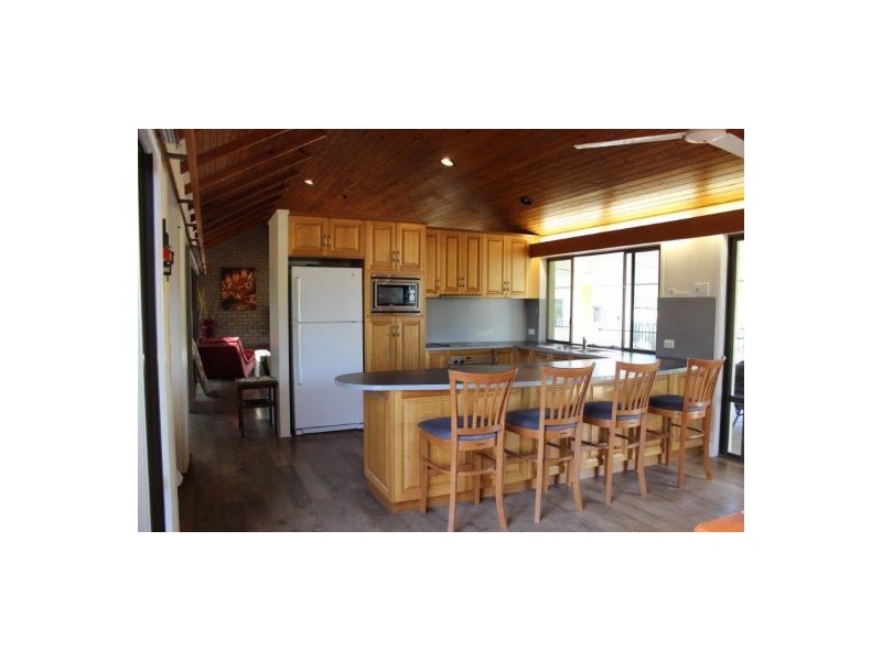 6 Pittman Street, Andergrove QLD 4740